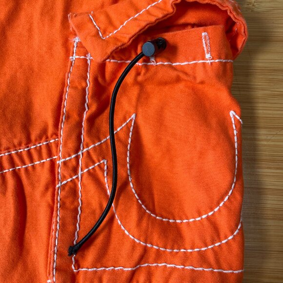 TRUE RELIGION MID-RISE POCKET UTILITY CARGO PANT W/ CONTRAST STITCHING - Picture 13 of 16